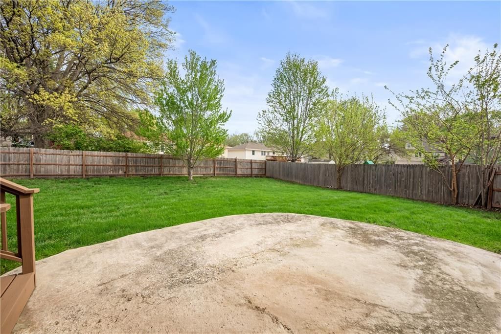 930 NW Scenic Drive — photo 33