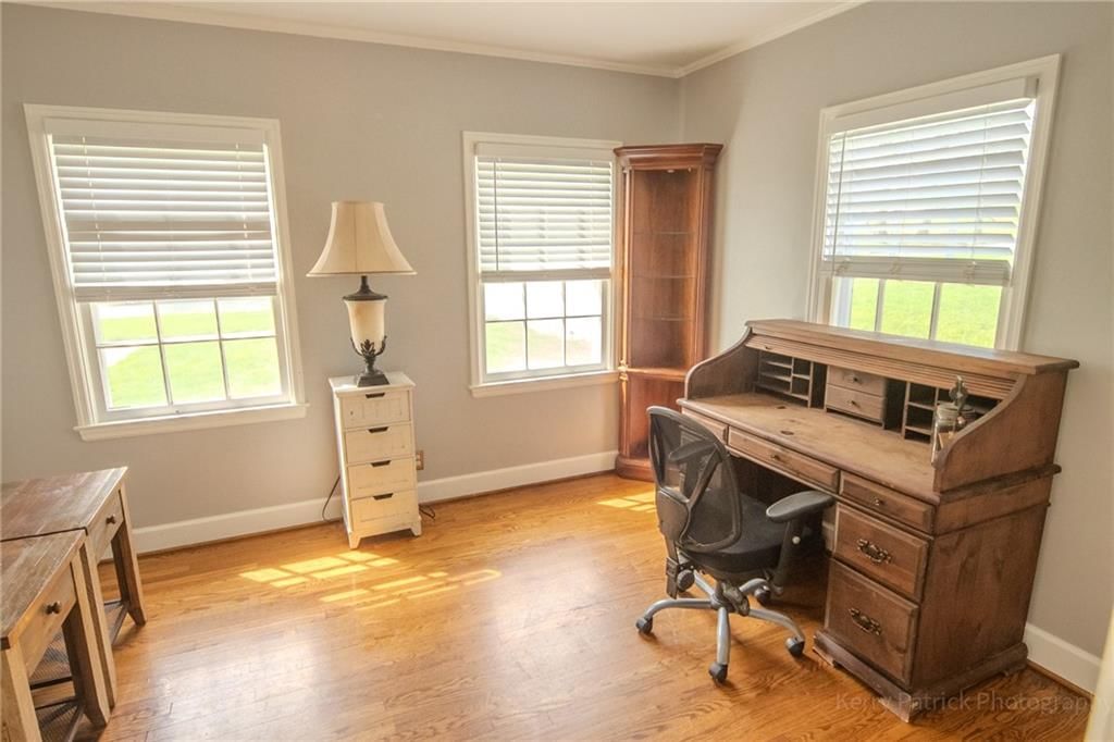 2845 Mitchell Avenue — photo 14