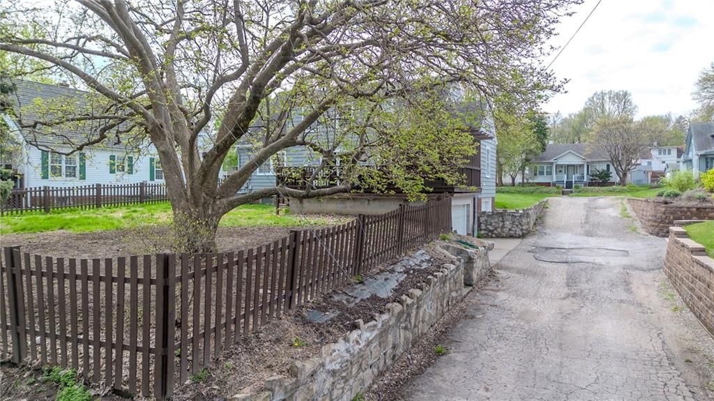2845 Mitchell Avenue — photo 30
