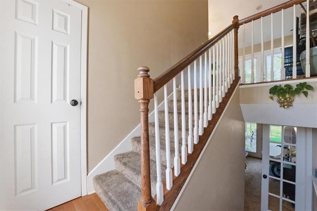 288 NE Bayview Drive — photo 4