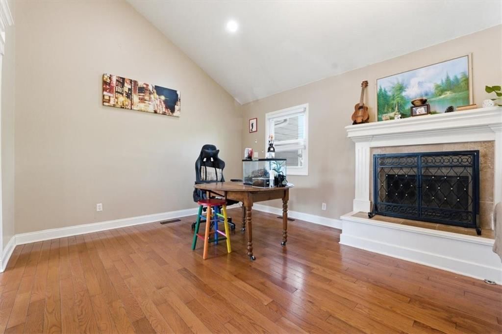 288 NE Bayview Drive — photo 5