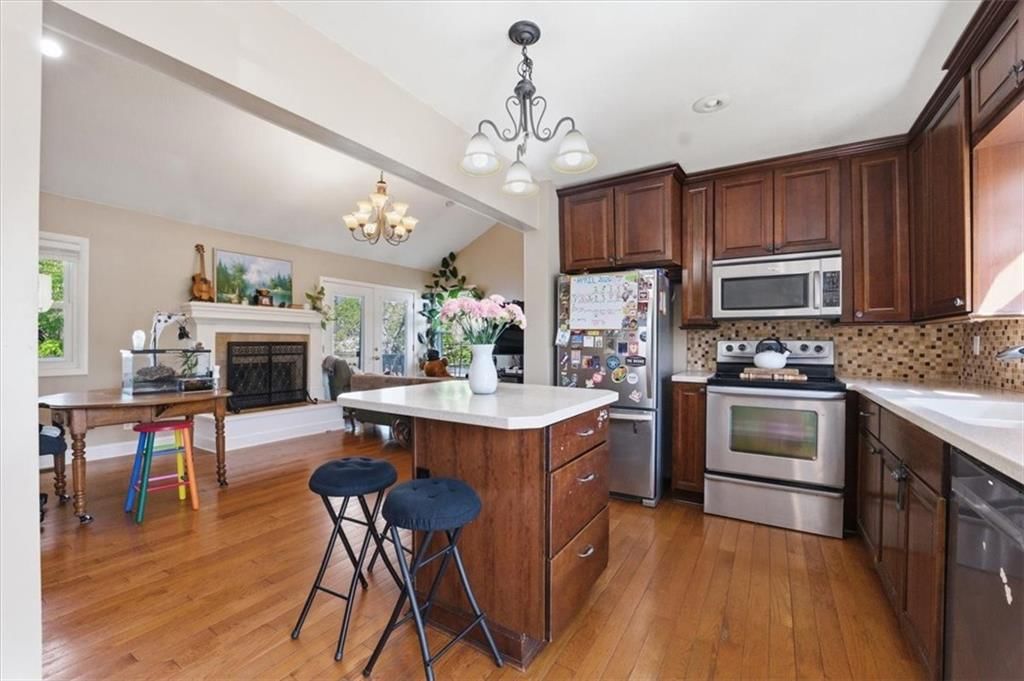 288 NE Bayview Drive — photo 10