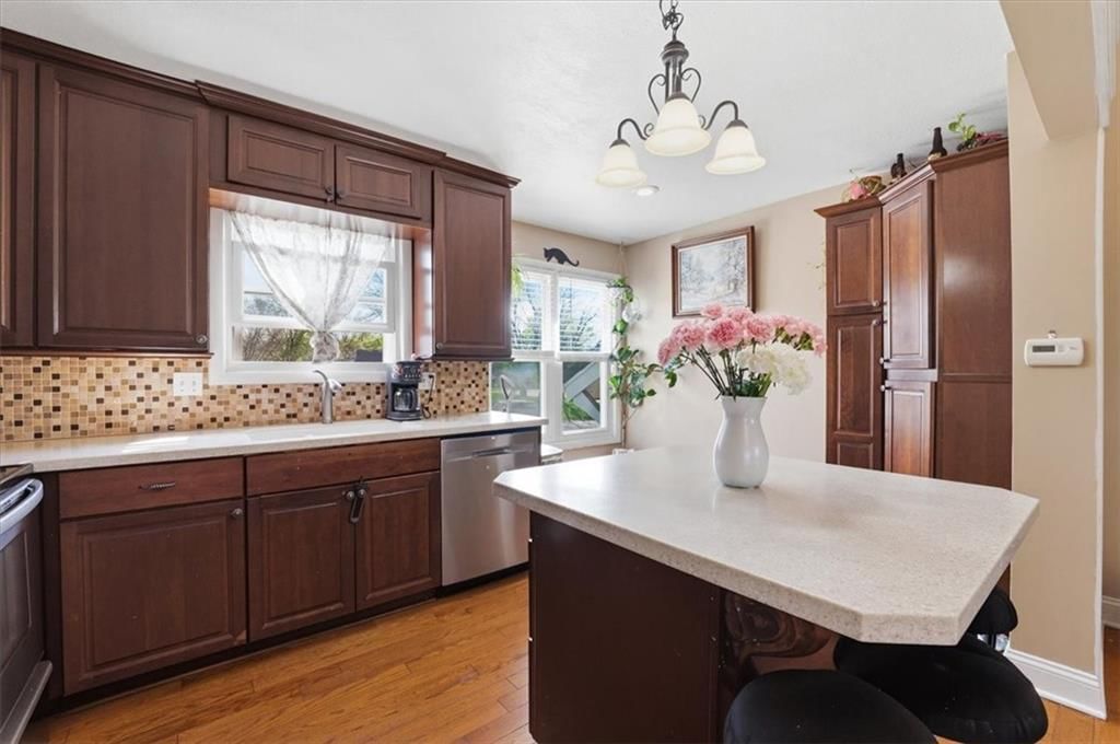 288 NE Bayview Drive — photo 11