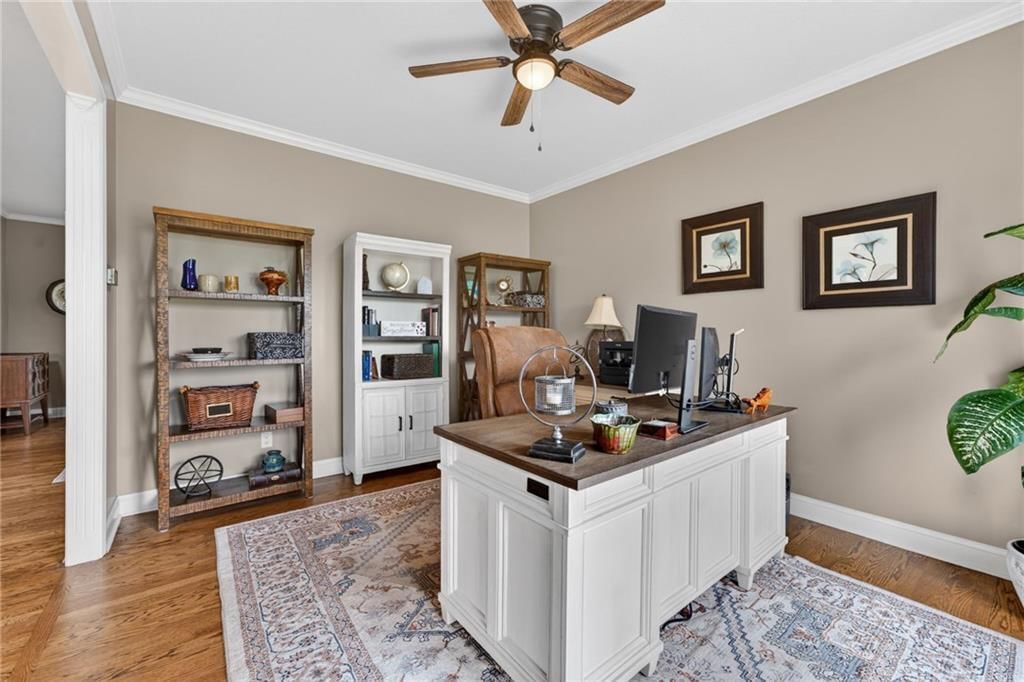 905 Florence Avenue — photo 34