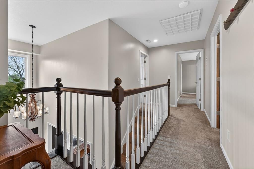 905 Florence Avenue — photo 36