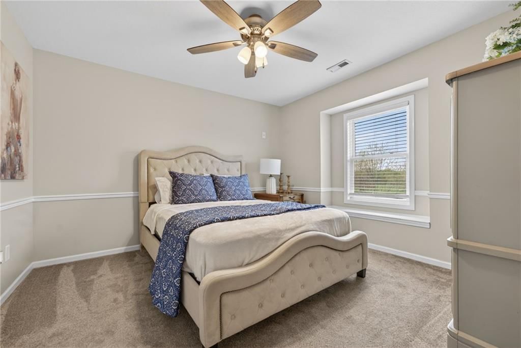 905 Florence Avenue — photo 45