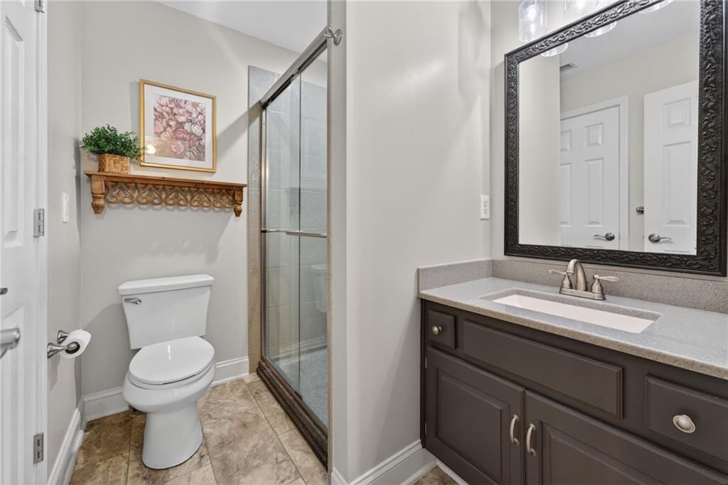 905 Florence Avenue — photo 50