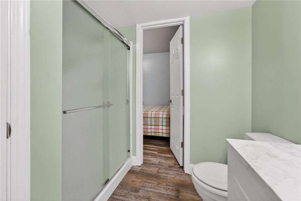 905 Florence Avenue — photo 55