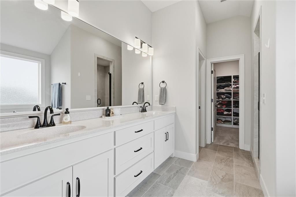 16872 W 164th Terrace — photo 19
