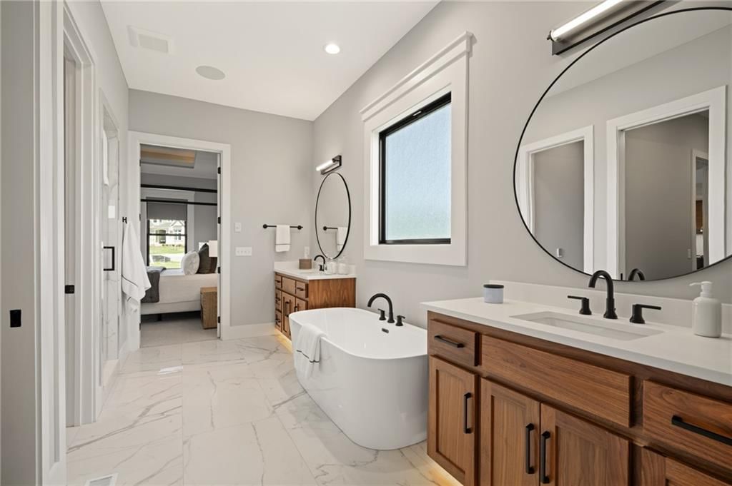 12402 W 170th Terrace — photo 32