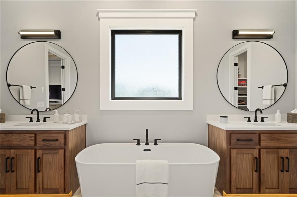 12402 W 170th Terrace — photo 33