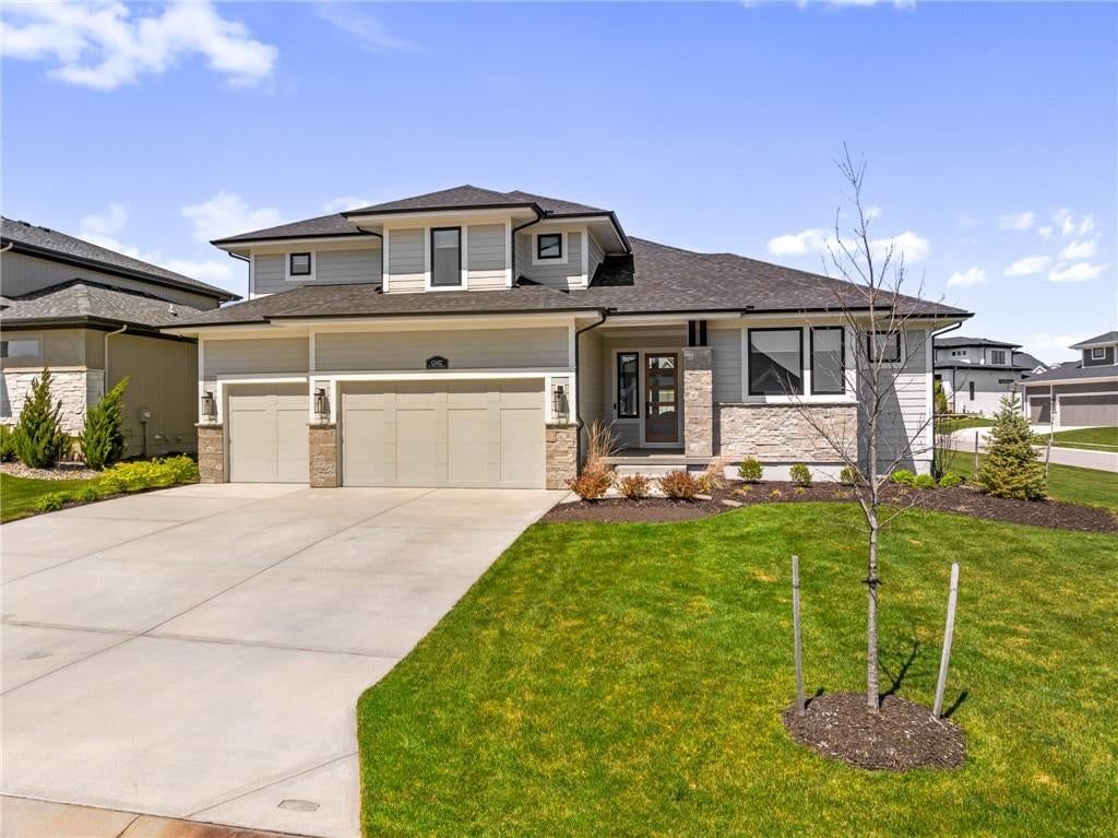 12402 W 170th Terrace, Overland Park, KS: listing photo 2