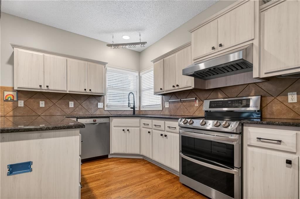16212 S Bradley Drive — photo 13