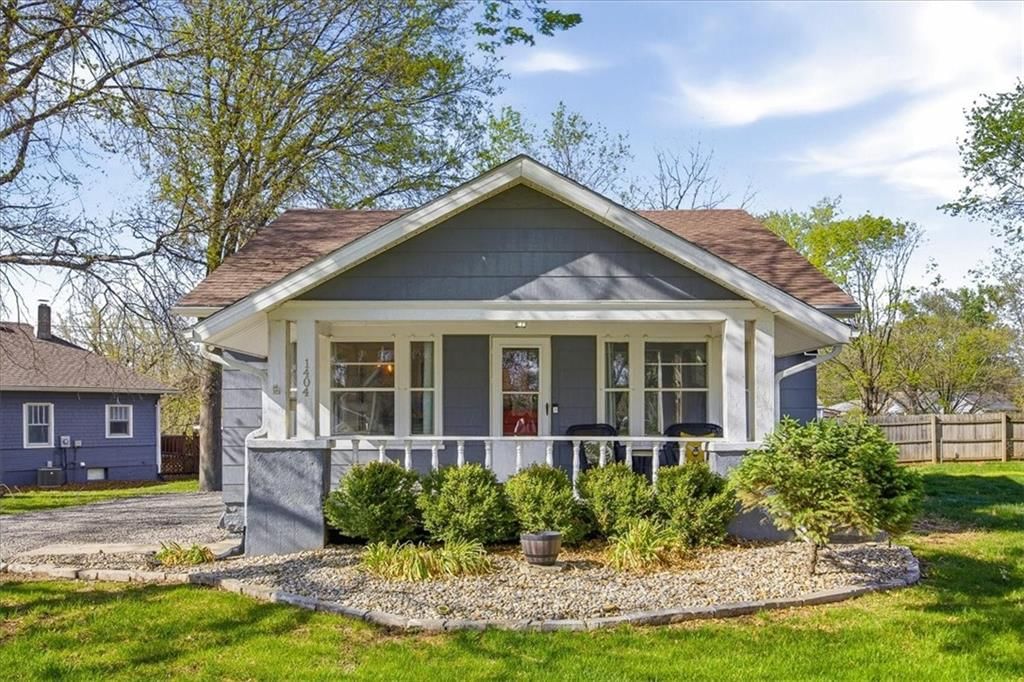1404 W College Street, Independence, MO