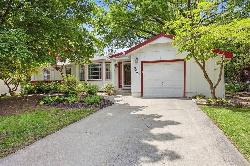 9348 Hardy Drive, Overland Park, KS