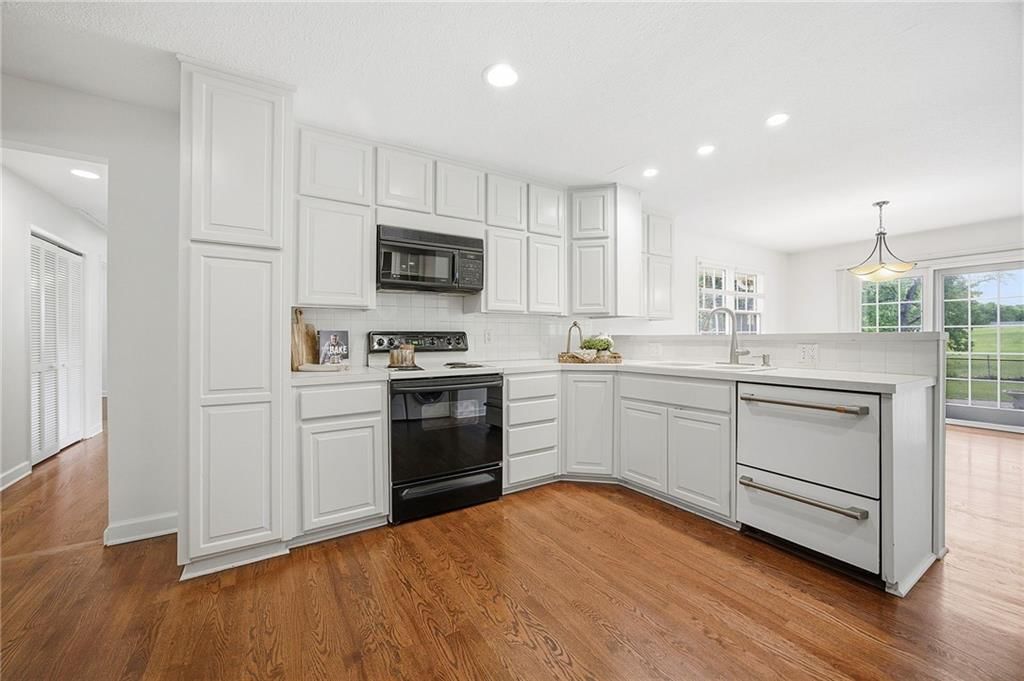 9348 Hardy Drive — photo 17