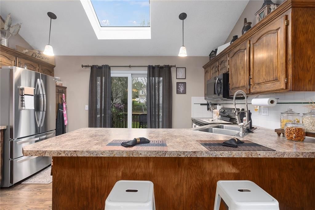 1550 Dover Court — photo 8