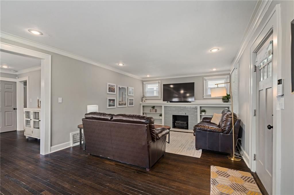 1845 Oakland Avenue — photo 12