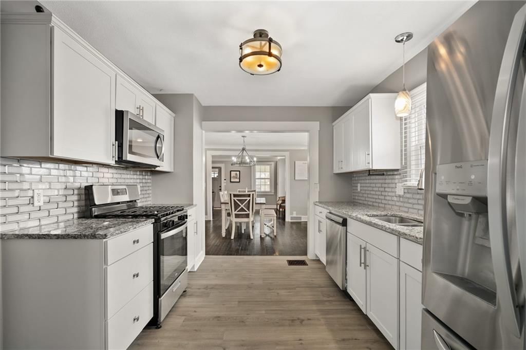 1845 Oakland Avenue — photo 23