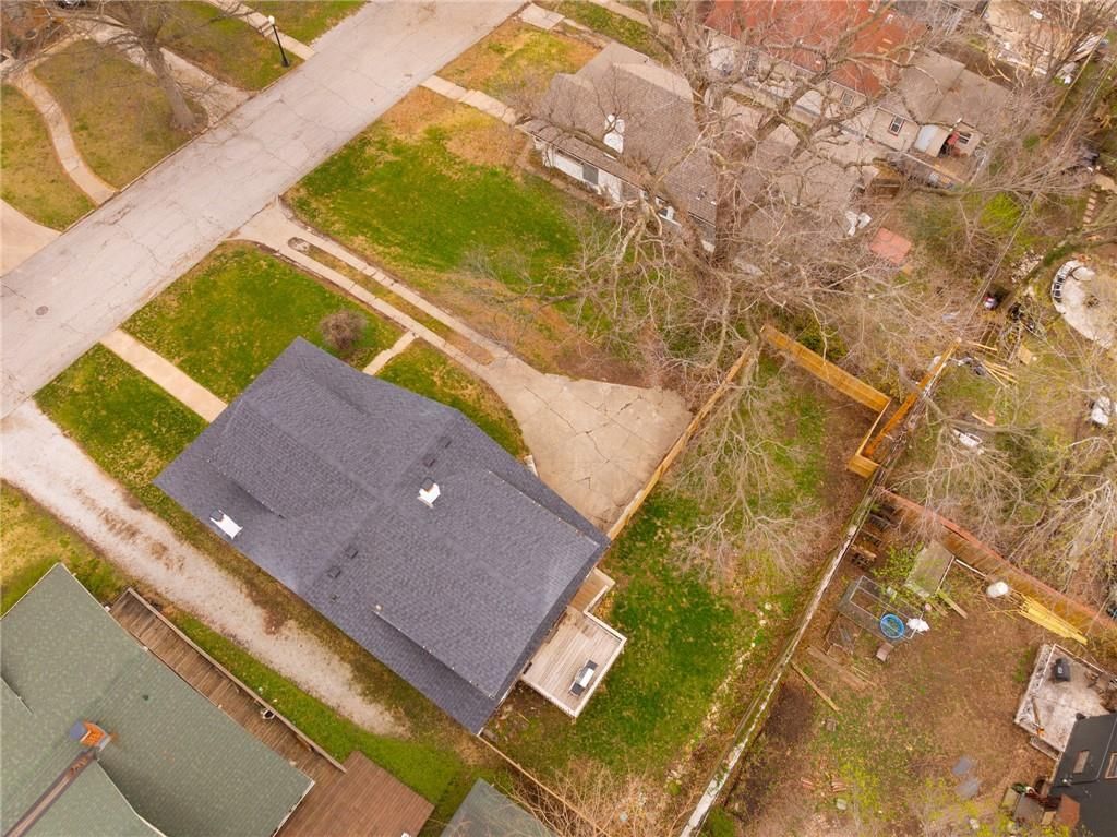 1845 Oakland Avenue — photo 57