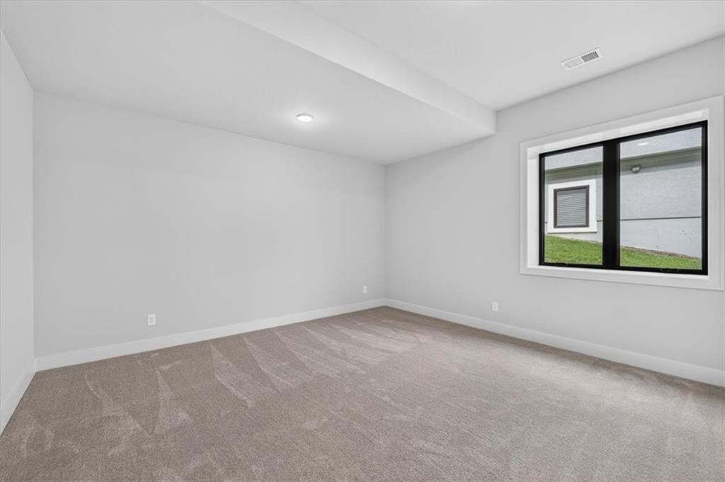 7016 N Beaman Avenue — photo 22