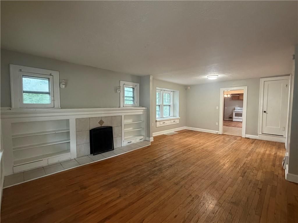 918 S Liberty Street — photo 2