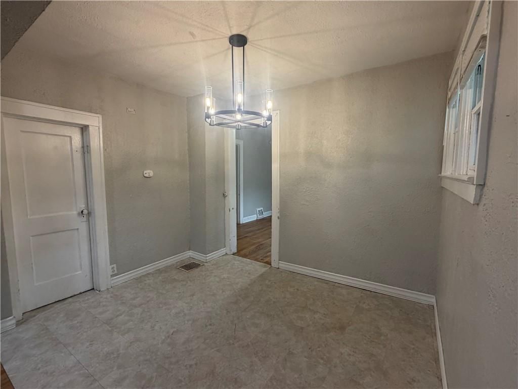 918 S Liberty Street — photo 6