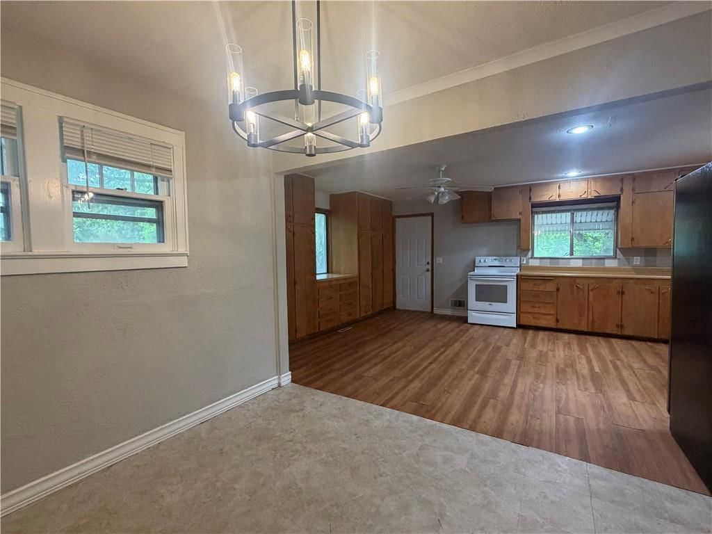 918 S Liberty Street — photo 7