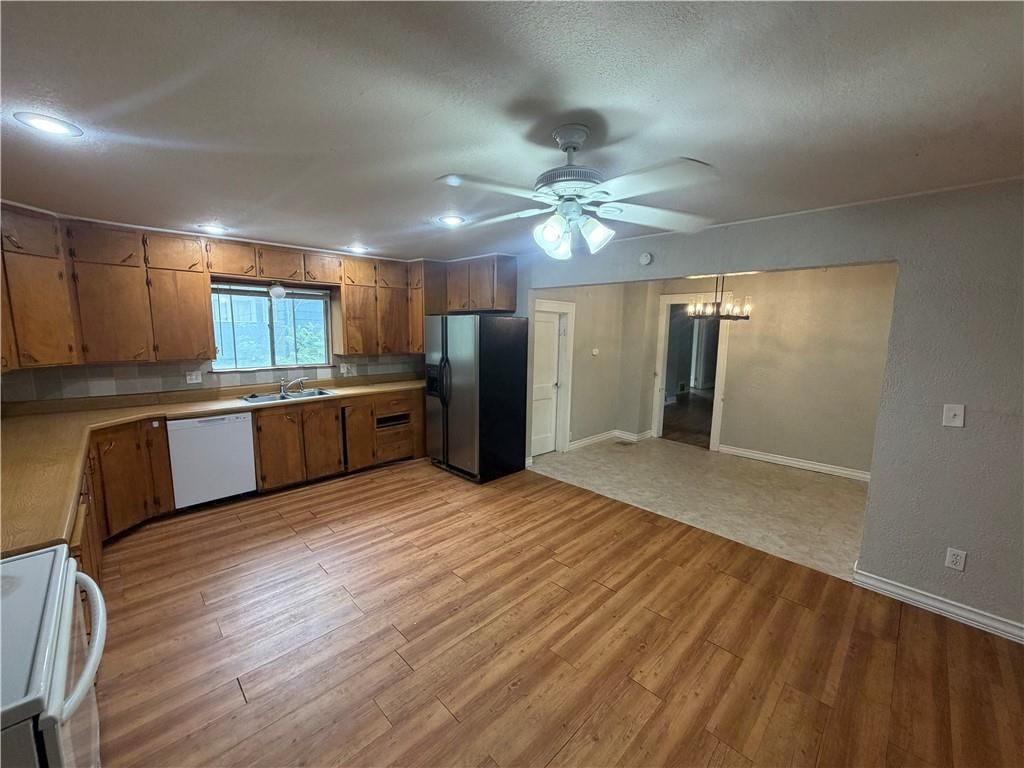 918 S Liberty Street — photo 10