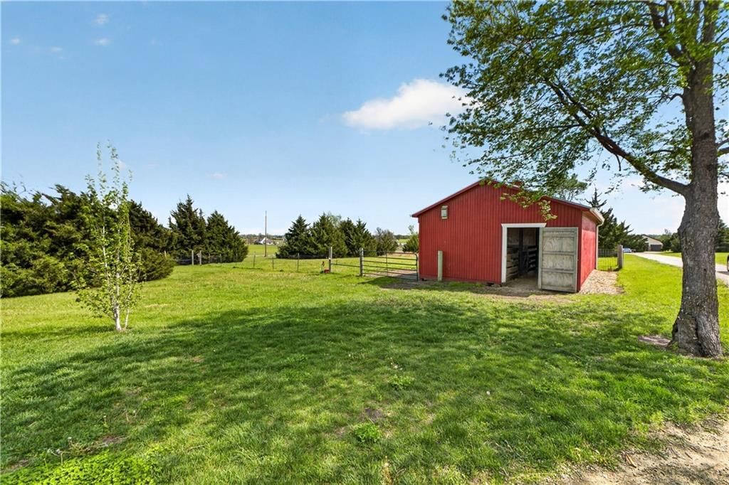 17270 Stillwell Road — photo 84