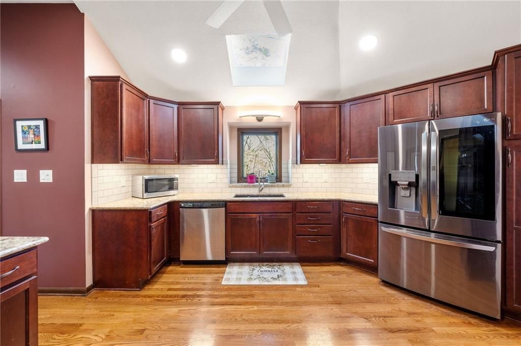 7206 Larson Avenue — photo 25
