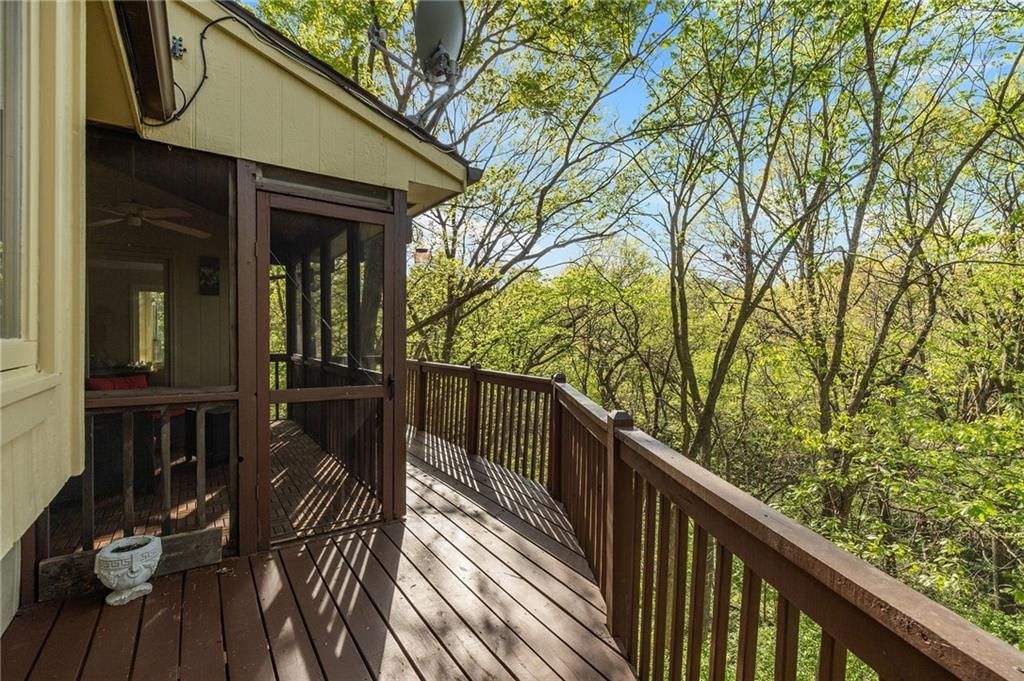 7206 Larson Avenue — photo 39