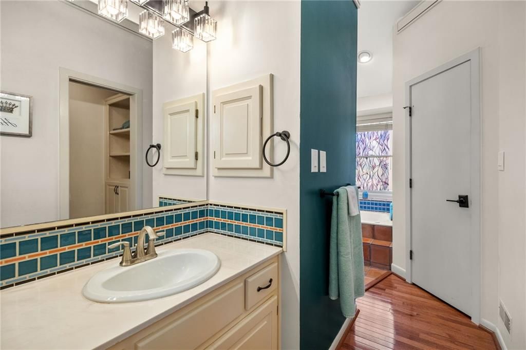 7206 Larson Avenue — photo 49