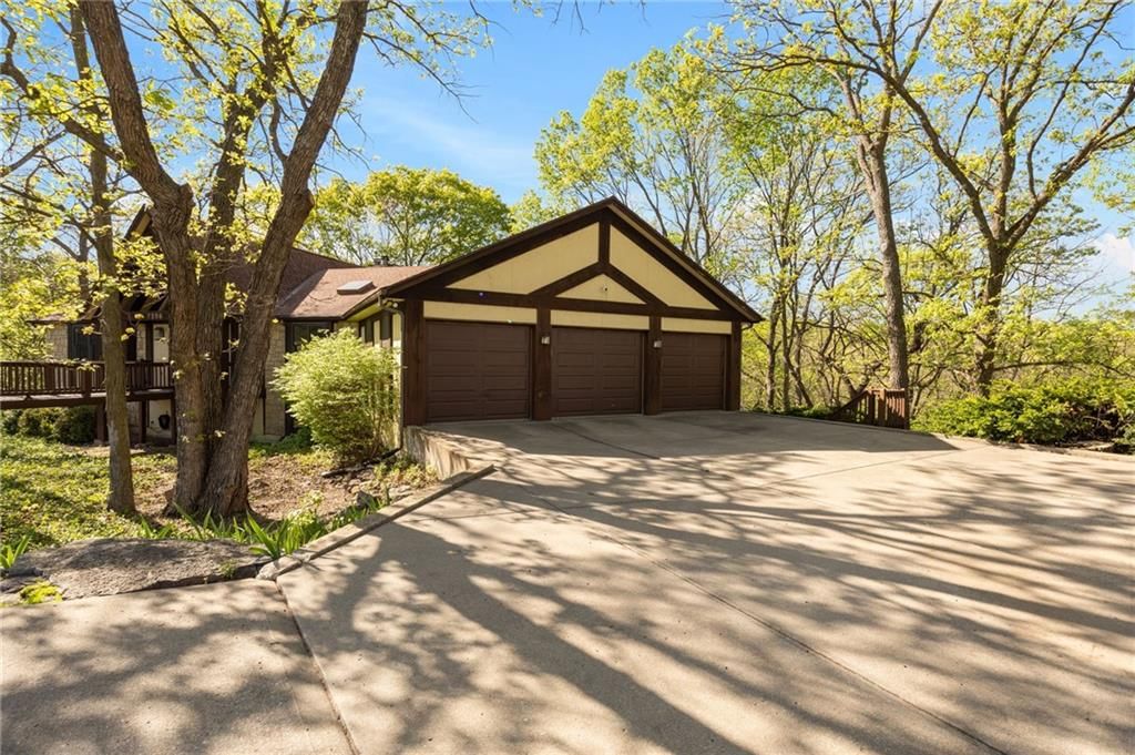 7206 Larson Avenue — photo 73