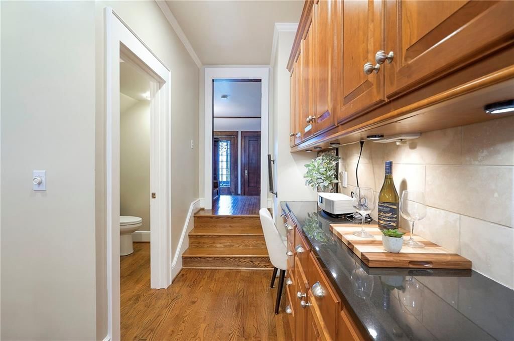 801 W 56th Street — photo 17