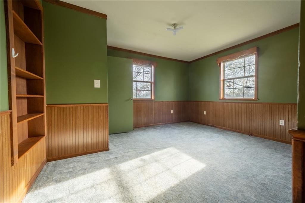 215 W 1st Street — photo 12