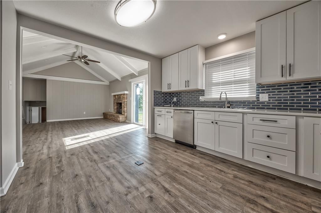 8940 Nall Avenue — photo 15