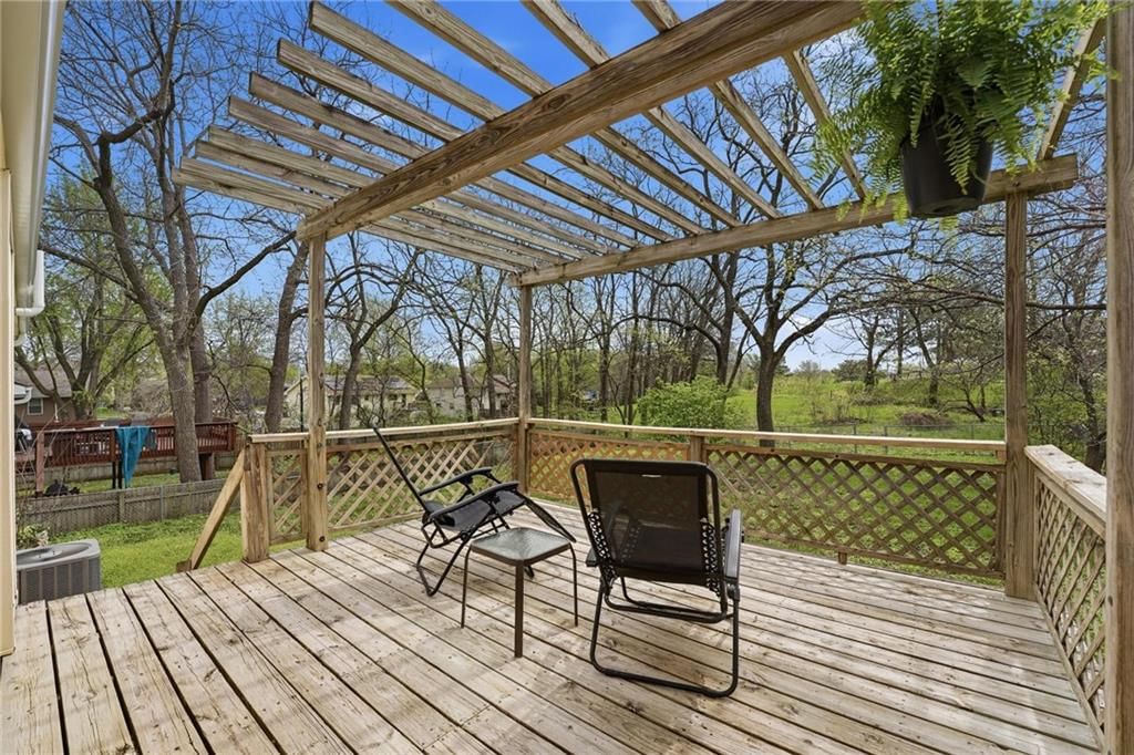 10109 N Mcgee Court — photo 24