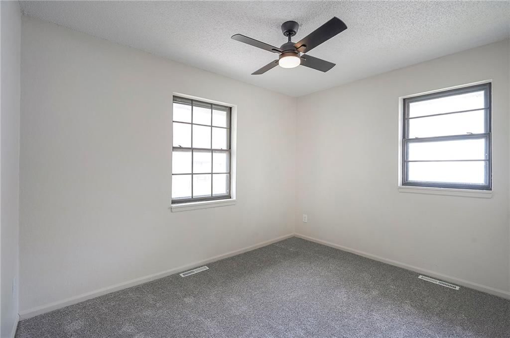 107 Baker Street — photo 19
