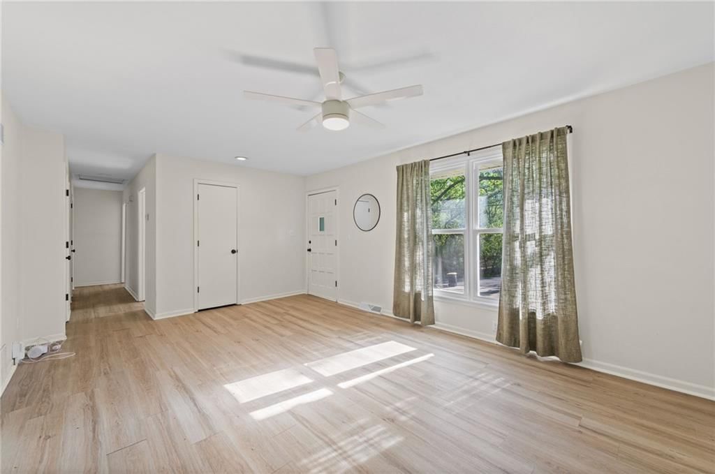 5612 Cambridge Avenue — photo 8