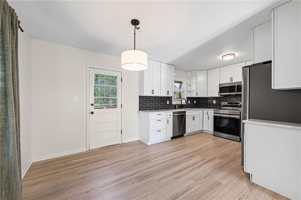5612 Cambridge Avenue — photo 13