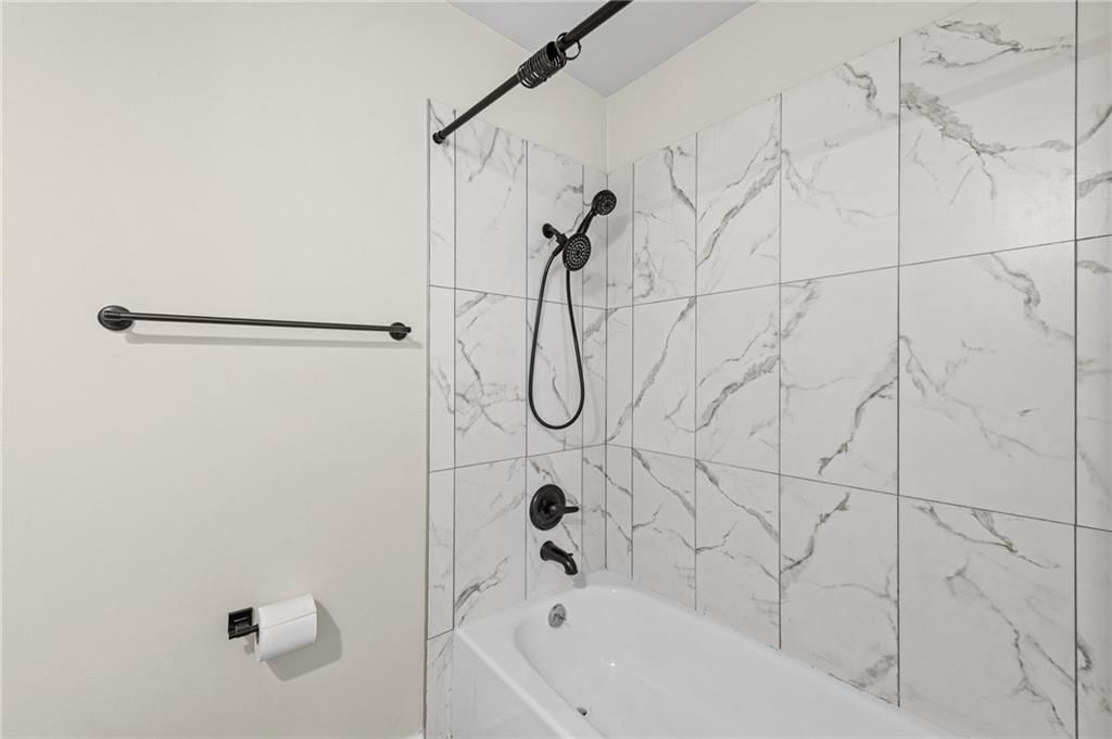 5612 Cambridge Avenue — photo 17