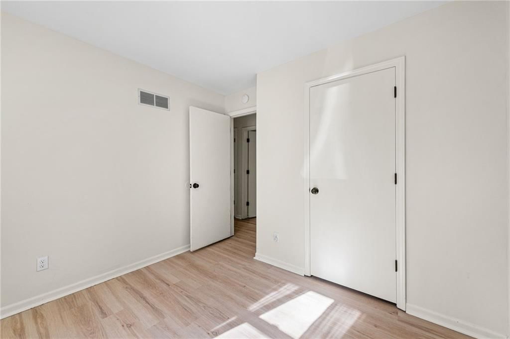 5612 Cambridge Avenue — photo 19