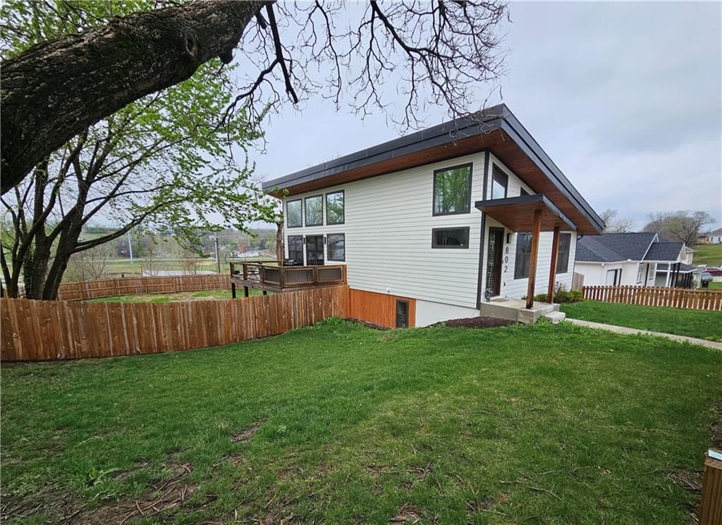802 N 5th Street — photo 26