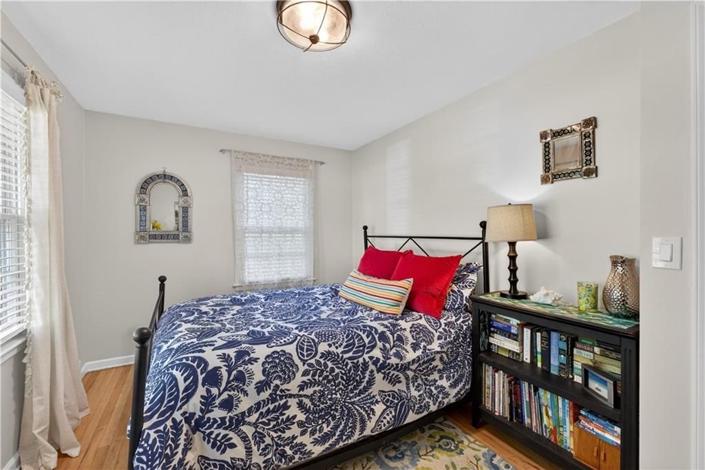8924 Hardy Street — photo 24