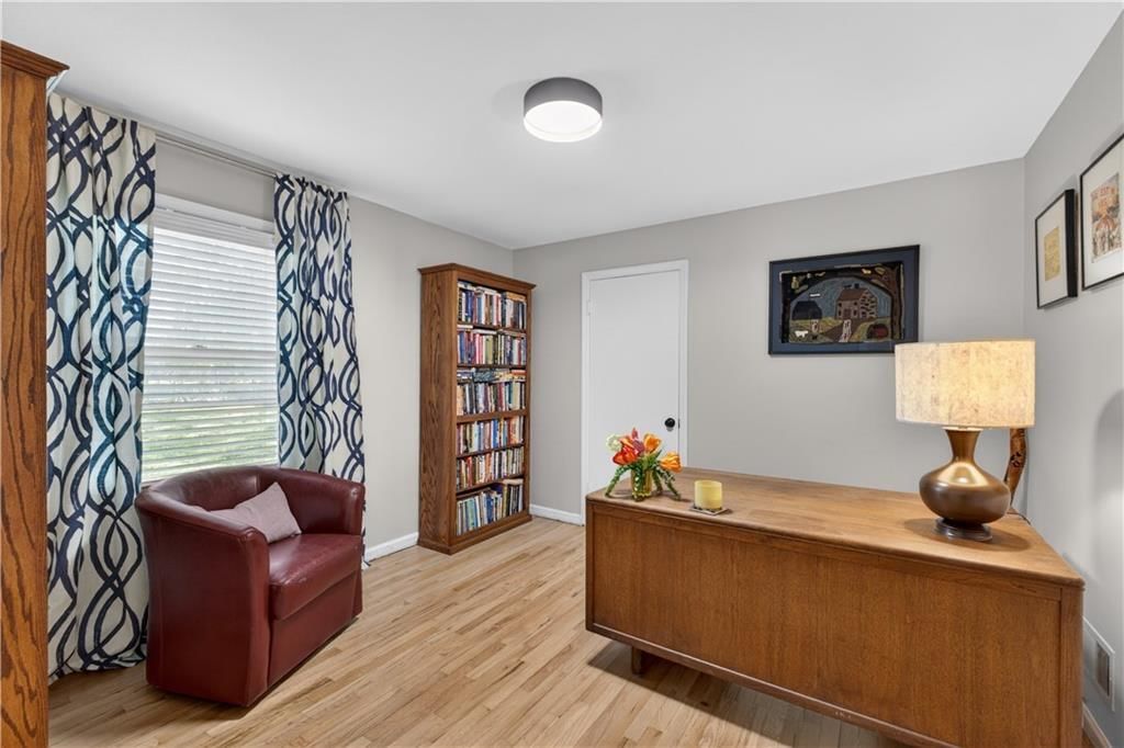 8924 Hardy Street — photo 26
