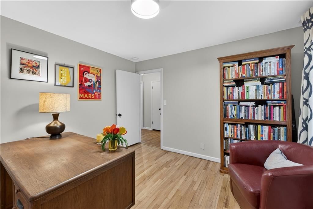 8924 Hardy Street — photo 28