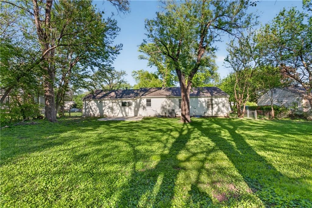 8924 Hardy Street — photo 36
