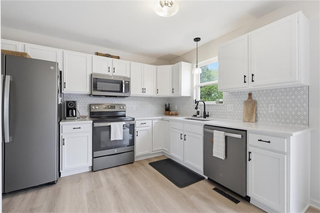 15510 NW 125th Street — photo 3