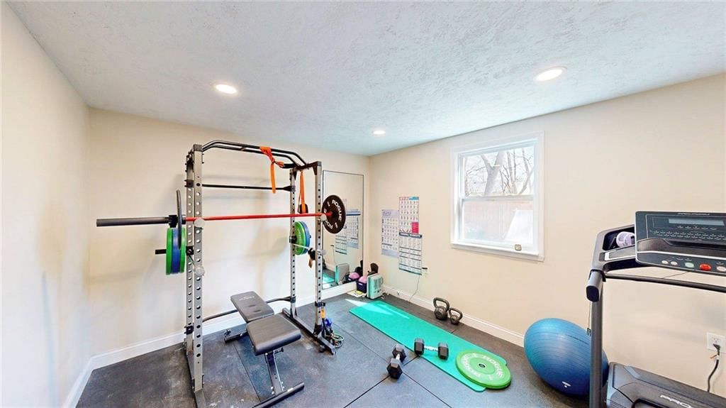 7709 Robinson Street — photo 29